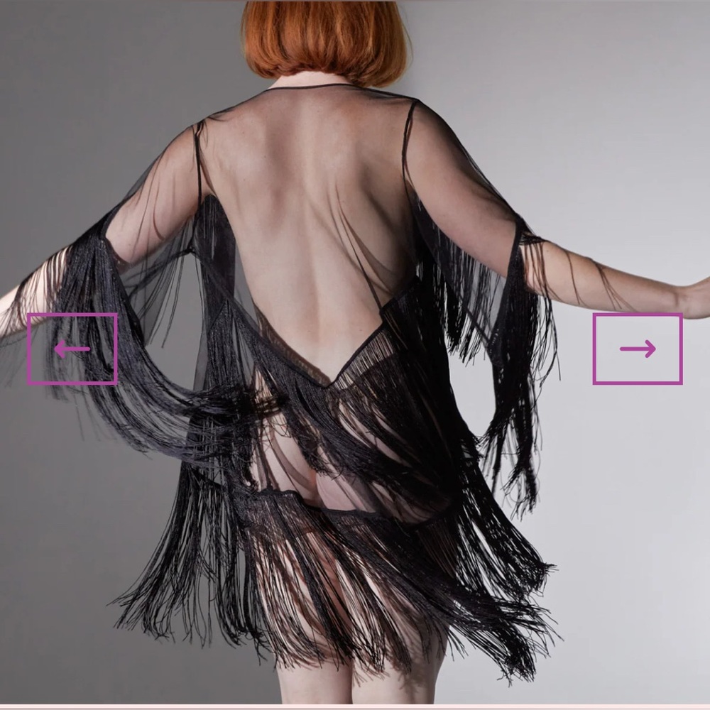 NWT (M) Thistle & Spire Fringe Benefits Robe Black